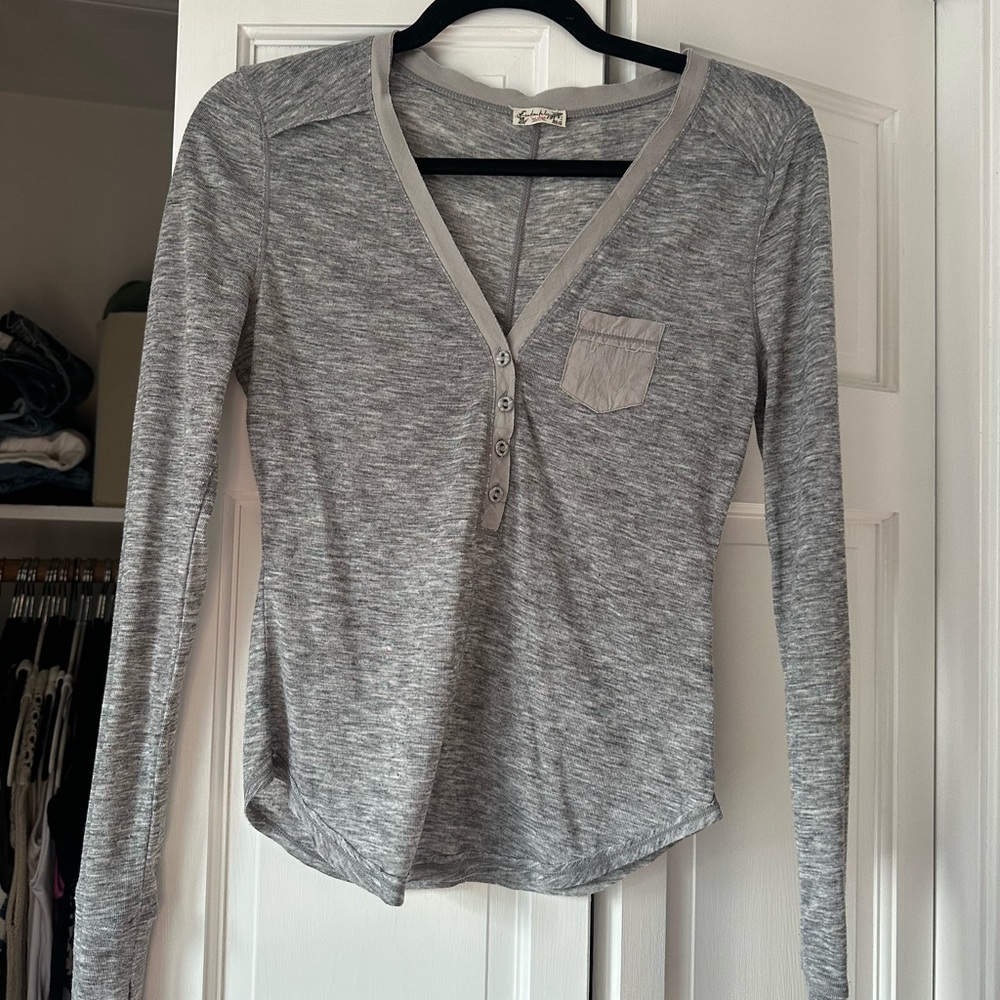 Free People Gray Fitted Long Sleeve Polo Blouse